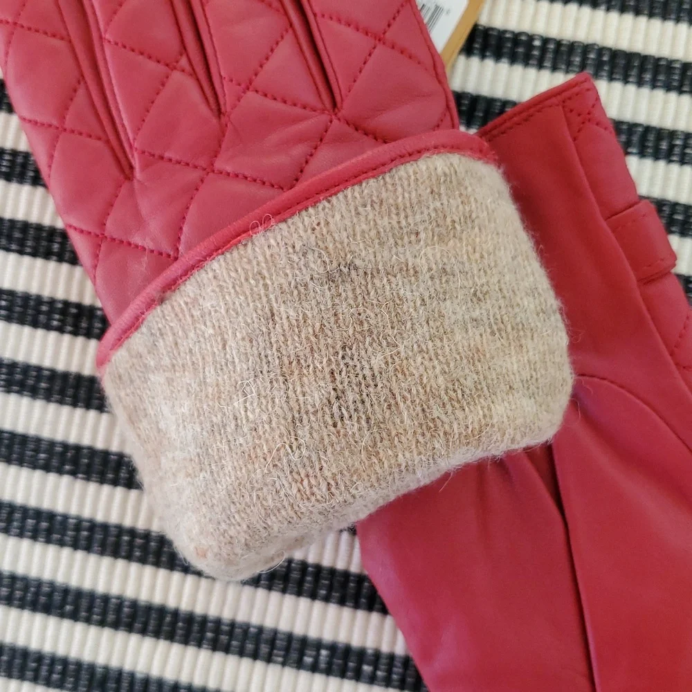 NWT Soia & Kyo Red Messina Quilted Leather Gloves With Wool-Blend Lining